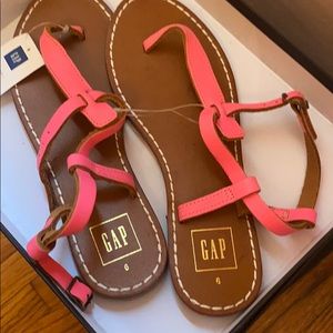 Sandals - gap hot pink
